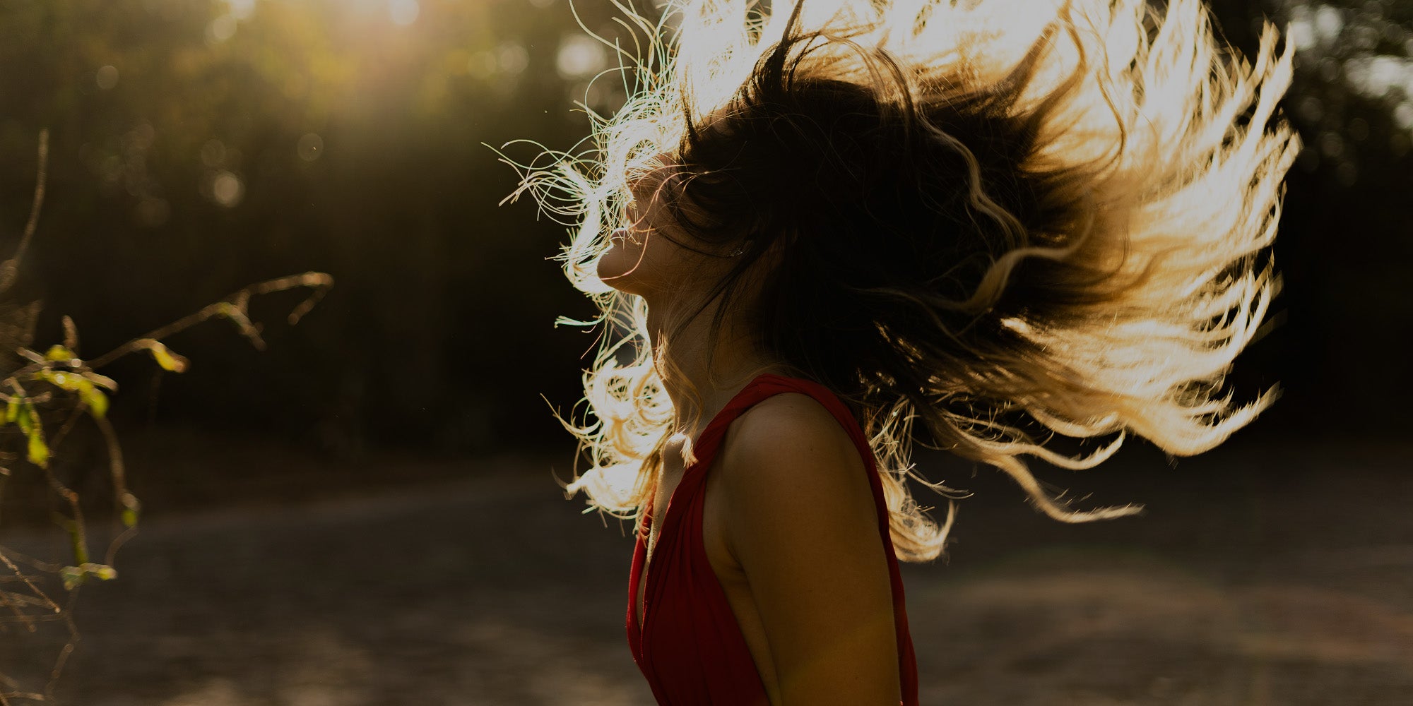 come proteggere i capelli dal sole